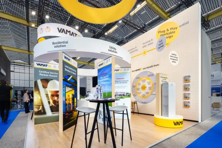 HEKO PROJECTEN - VAMAT - SOLAR SOLUTIONS 2026 - VIJFHUIZEN - STAND PHOTOGRAPHY - #6107 kopie 2_compr
